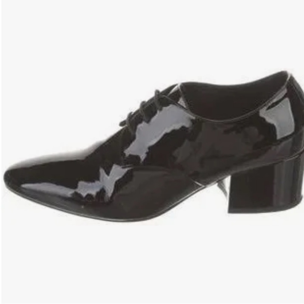 Burberry Black, Patent lace up shoe